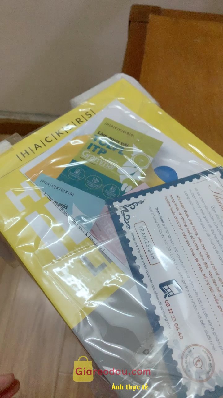 Giảm giá [Mã giảm 25%] Sách Bộ 4 Cuốn Hackers IELTS Basic (Tặng file nghe + Khóa Hoc + Bookmark ). Sách mua về từ lâu nhưng vẫn còn chưa bóc ra để học. Shop giao hàng. 
