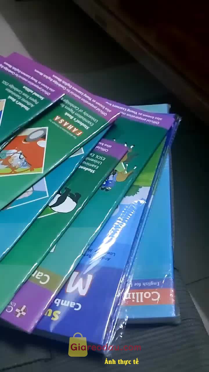 Giảm giá [Mã giảm 24%] Sách Cambridge English Movers Three Practice Tests (+CD) + Audio Scripts & Answer Key (Bộ). Sách được bao kĩ càng, chất lượng sách tốt, màu in sách khá đẹp... 