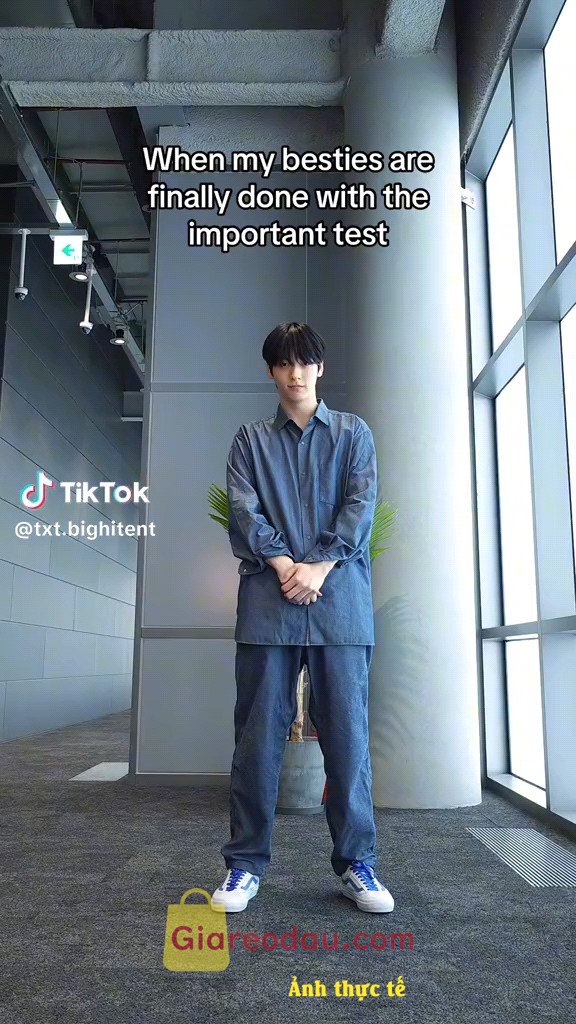 Giảm giá [Mã giảm 3%] Sách Cambridge IELTS 5 With Answers (Savina). Mua gần dịp Giáng sinh Fahasa đóng hộp xinh quá chời. Đóng gói cẩn. 