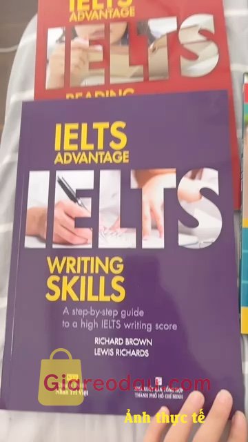 Giảm giá [Mã giảm 15%] Sách IELTS Advantage Writing Skills. 10 điểm luôn quý dzị ơi 🌟🌟🌟 Đóng gói kĩ lắm luôn, tới hai. 