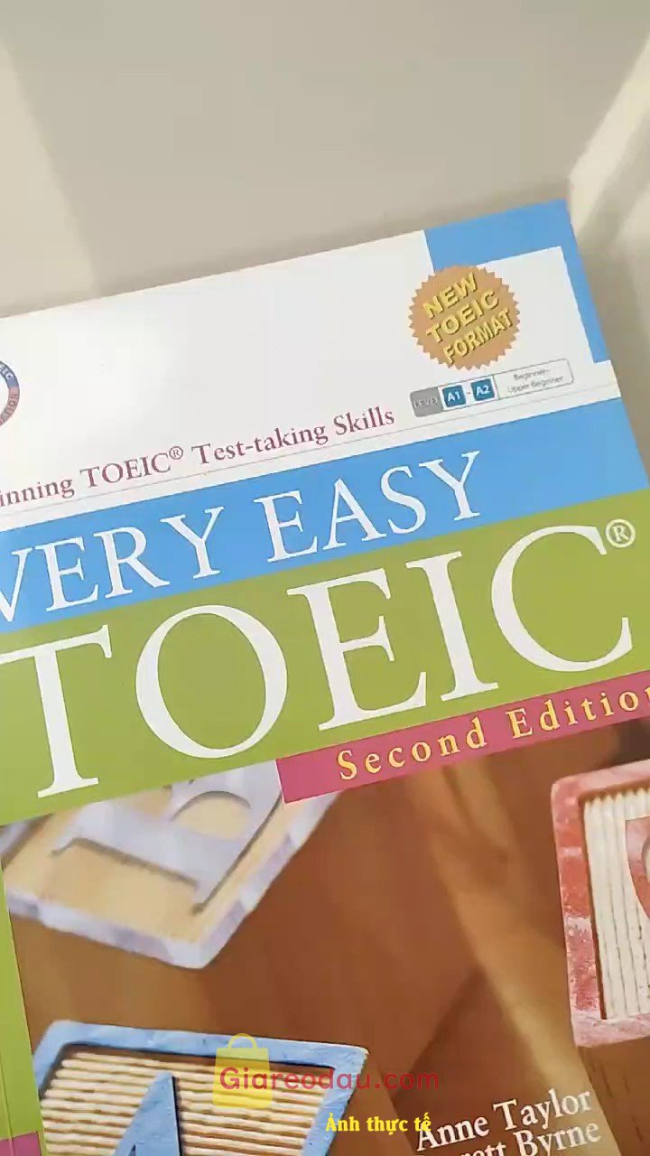 Giảm giá [Mã giảm 25%] Sách Very Easy TOEIC (Second Edition) First News. . 